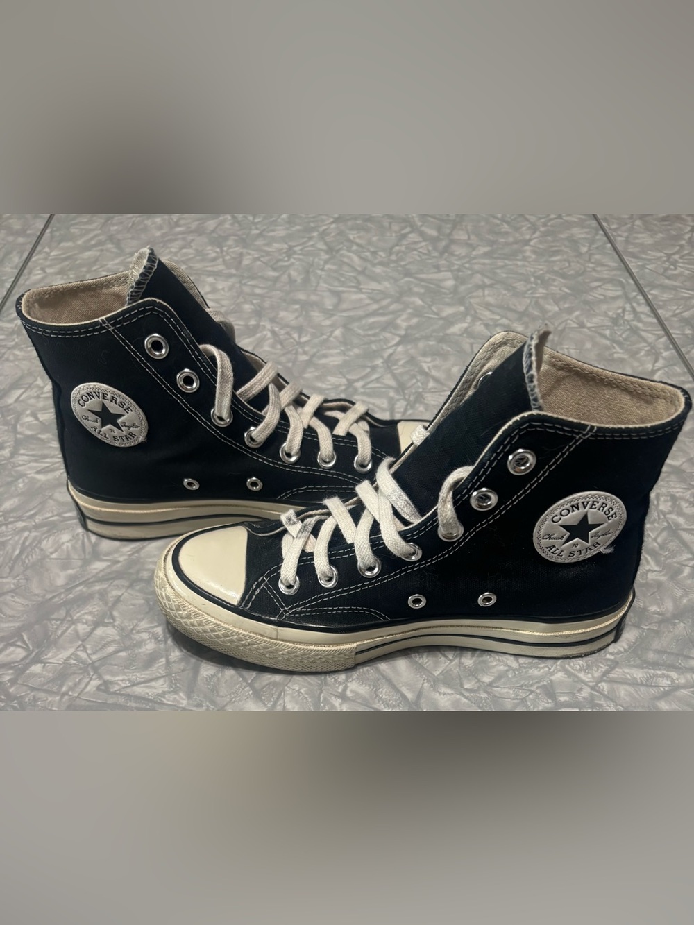 Converse Chuck 70 Core High Top Sneakers M 3 W 5 -Good preowned condition